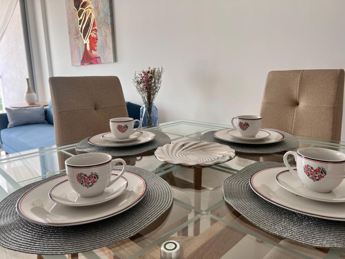 Confortable Ocean Drive 711 -estancia Mínima 2 Noches- Apartamento